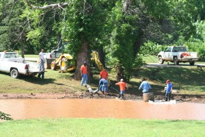 City crews look to repair the drain in Mineral Wells Park.